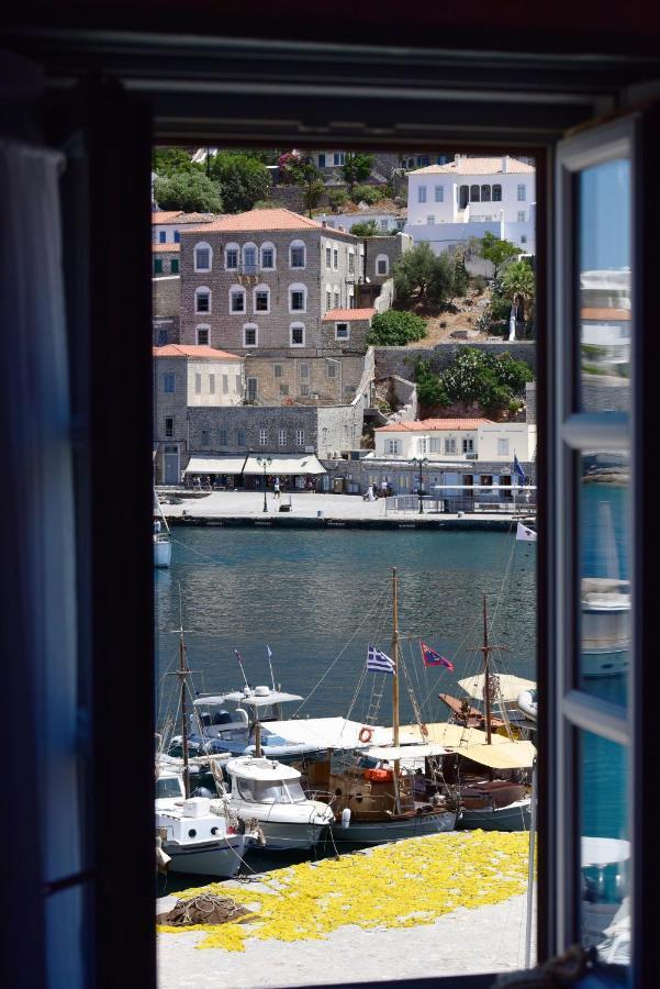 On The Port Mansion Studio 2 Hydra Exterior photo